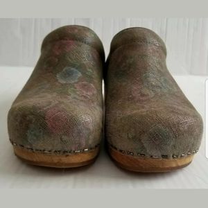 Sanita Metallic Leather Floral Clogs
